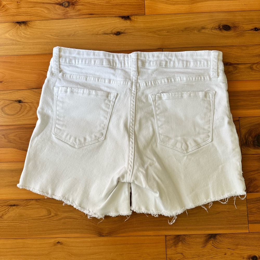 STS Blue Eleonora Fray Hem Women's White Jean Shorts    (Size 8) (29) - Picture 4 of 5